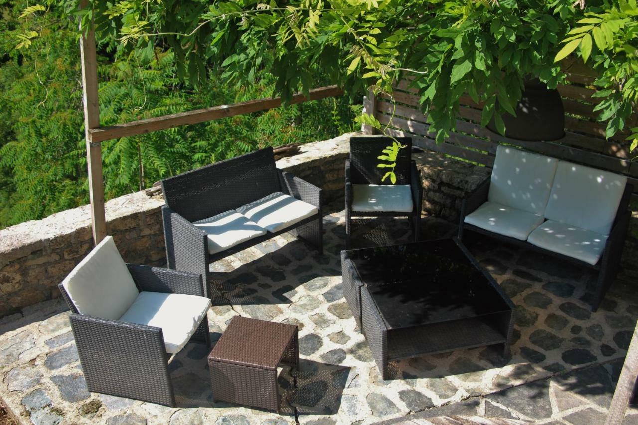 Bed and Breakfast Aux Berges Du Coubisou Экстерьер фото